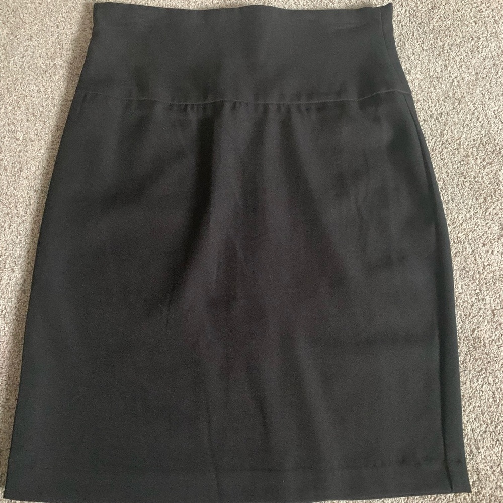 Black Cassie like skirt